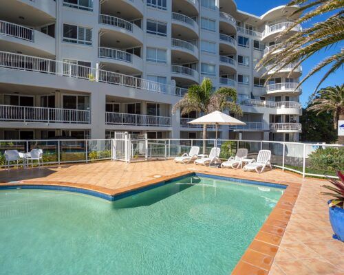 Gold-Coast-Facilities-Kirra-Beach (2)