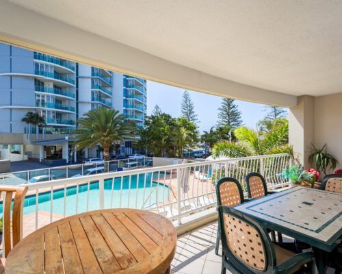 Kirra-Beach-Apartments-1-Bed-Ocean-View (5)