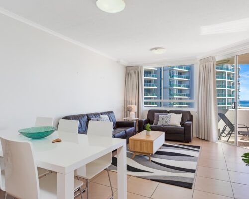 Kirra-Beach-Apartments-2-Bed-Ocean-View (15)