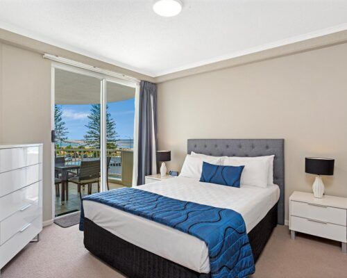 Kirra-Beach-Apartments-2-Bed-Ocean-View (2)