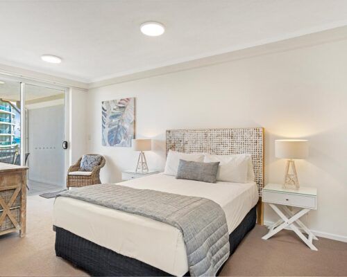 Kirra-Beach-Apartments-2-Bed-Ocean-View (3)