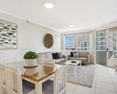 Kirra-Beach-Apartments-2-Bed-Ocean-View (4)