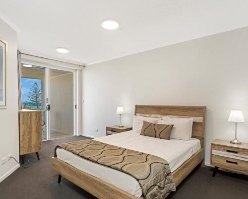 Kirra-Beach-Apartments-2+1-Bed-oceanview-superior (15)