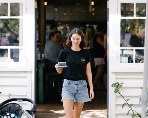 waitress-in-doorway-at-the-paddock-bakery